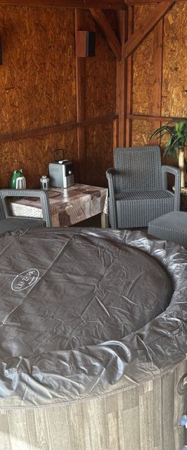 Sunny Faház Poroszló