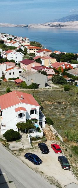 Apartmanok Parkolóhellyel Pag - 15765