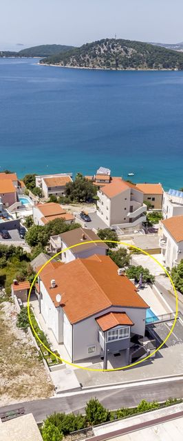 Apartments Katic Razanj