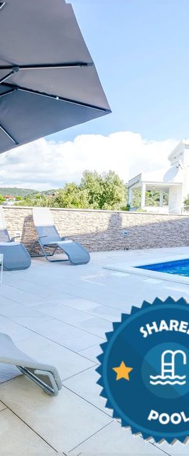 Apartments Katic Razanj