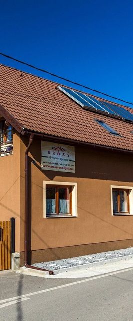 Cabana Erőss Lăzarea