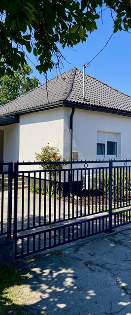 Leander House Siófok