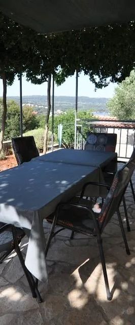 Apartmanok A Tenger Mellett Necujam Solta - 14729 Nečujam