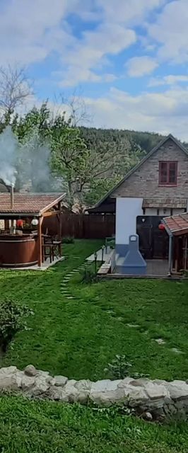 Padláskincsek Vendégház Nagybörzsöny