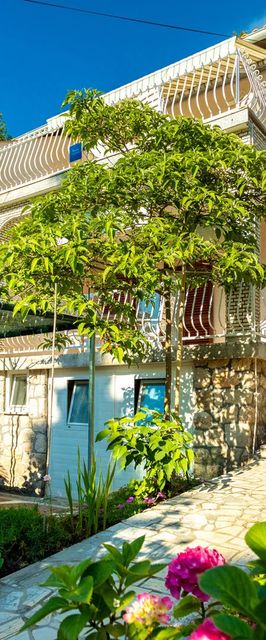 Apartments Puskar Njivice