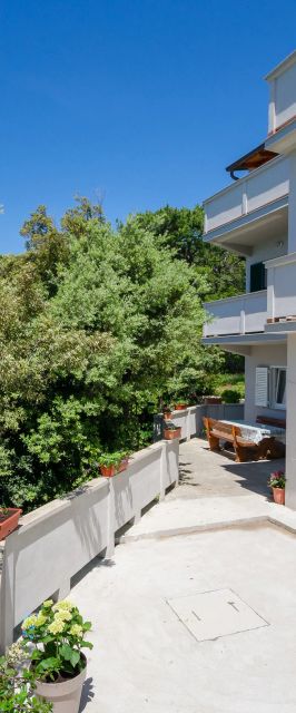 Apartments By the sea in Lopar