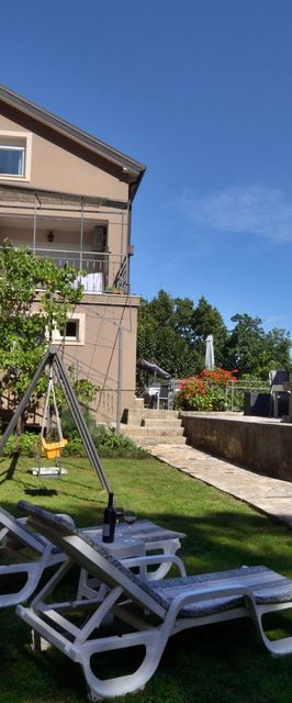 Apartments Viktoria Lovran