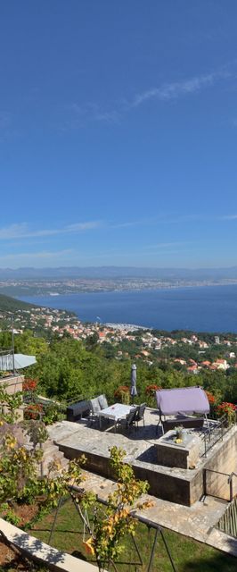 Apartments Viktoria Lovran