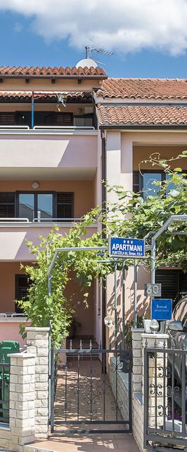 Apartments Edo Stinjan