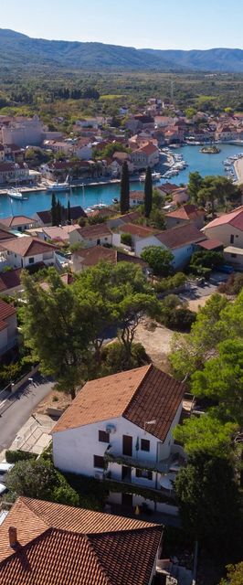 Apartments Iskra Vrboska