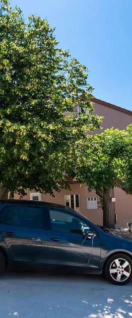 Apartments Igor Jakisnica