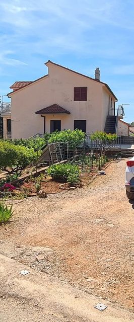 Apartment Nila Vrboska