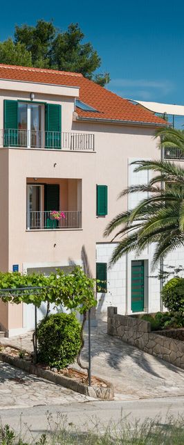 Apartments Šerić Vrboska