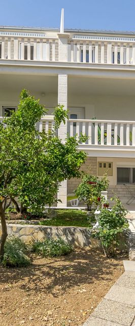 Apartment Bakovic Rogoznica