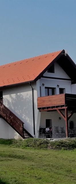 Mandulásház Vászoly