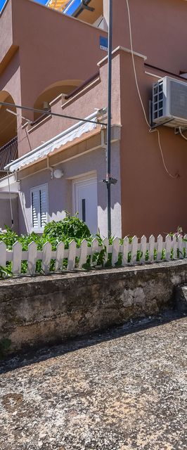 Apartments Neda Okrug Gornji