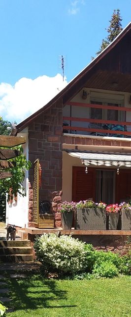 Balatonparti Kökényes Nyaralóház Balatonszepezd