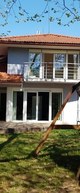 Megtart-lak Villa Balatonszárszó