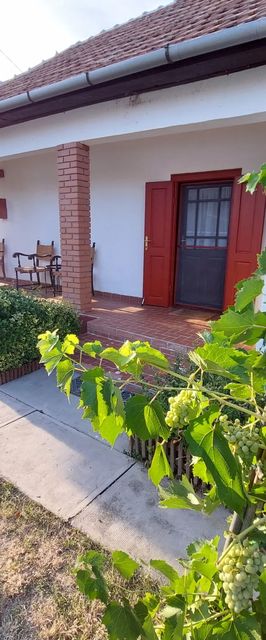 Tekerő Sellő Vendégház Tiszabábolna