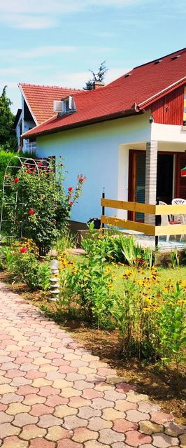 Vakáció Nyaralóház Balatonlelle