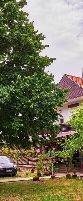 Gesztenyés Panzió Étterem Felsőtárkány