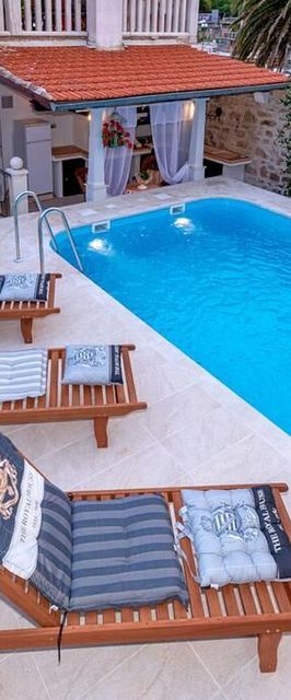 Apartmanok A Tenger Mellett Medencével Jelsa, Hvar - 2067 Jelsa