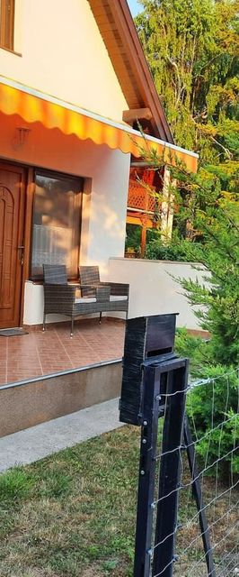 Szófia Apartman a Balatonnál Lovas