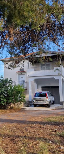 Apartmanok Parkolóhellyel Okrug Donji, Ciovo - 16276 Okrug Donji