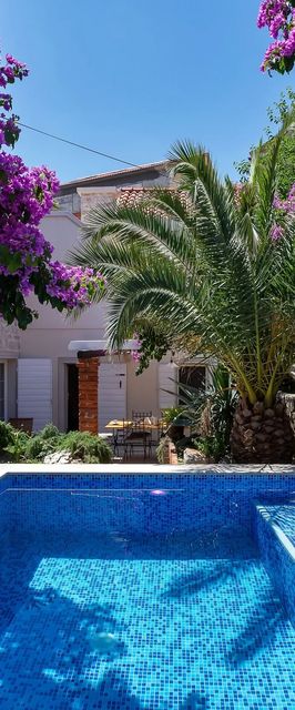 Ház A Tenger Mellett Medencével Sutivan, Brac - 16300 Sutivan