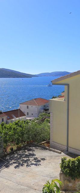 Apartmanok A Tenger Mellett Okrug Donji, Ciovo - 17232 Okrug Donji