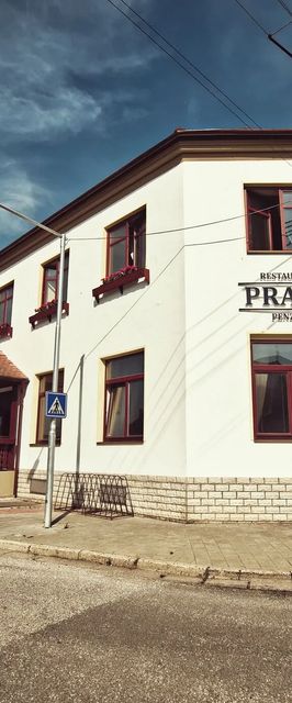 Restaurace a Penzion Praha Dolní Dunajovice