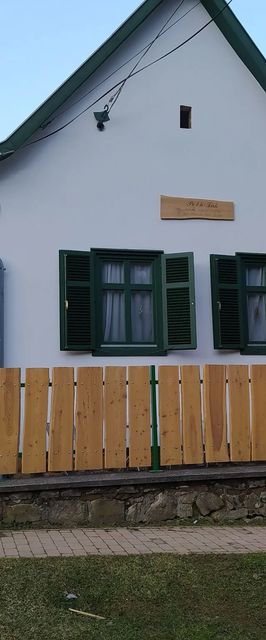 Póth Lak Apartman Óbánya