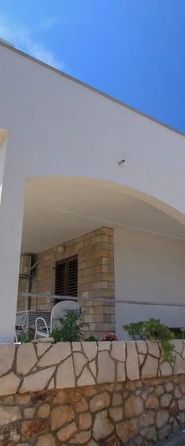 Apartment Fiora Zastražišće