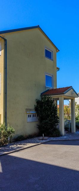 Apartments Petak Dramalj