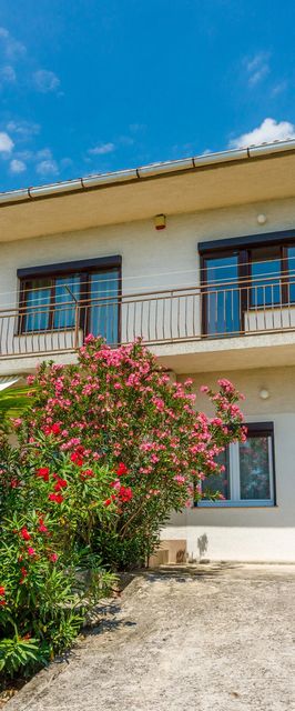 Apartments Arijana Dramalj