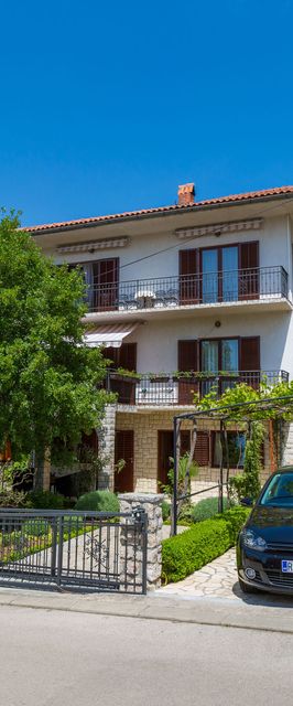 Apartments Dora Selce