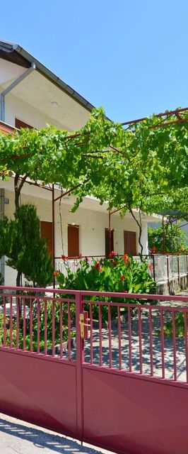 Apartments Branko Vodice II