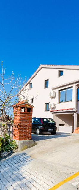 Apartment Renata Palit