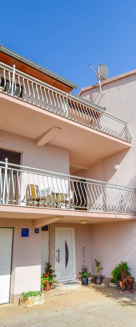 Apartments Božo Biograd