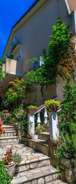 Apartments and Room Mirjana Dramalj