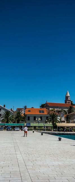 House Turquoise Biograd