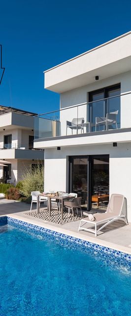 Apartments Villa Adriana I Srima