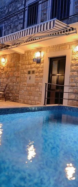 House Tihanka Grohote