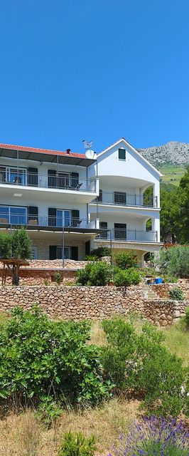 Apartments Redstone luxury apartments Sv. Nedjelja