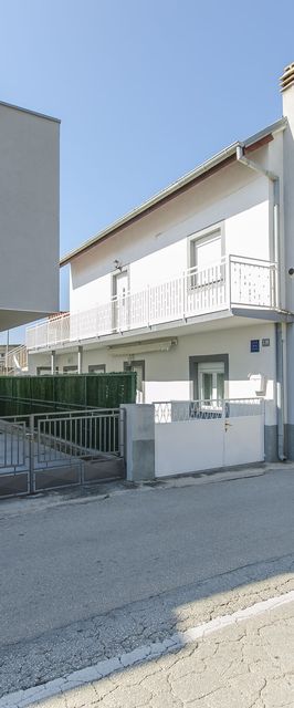 Apartments Danica Pirovac