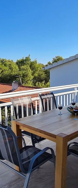 Apartment Penthouse by the sea Vrboska