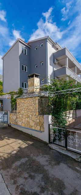 Apartment Anica Omis