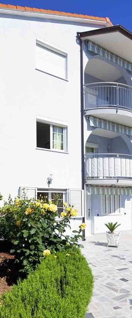 Apartments Delight Okrug Gornji