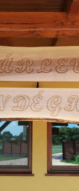 Kaptárlevegős Vendégház Füzesgyarmat