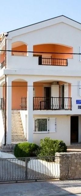 Apartments Artur Ribarica